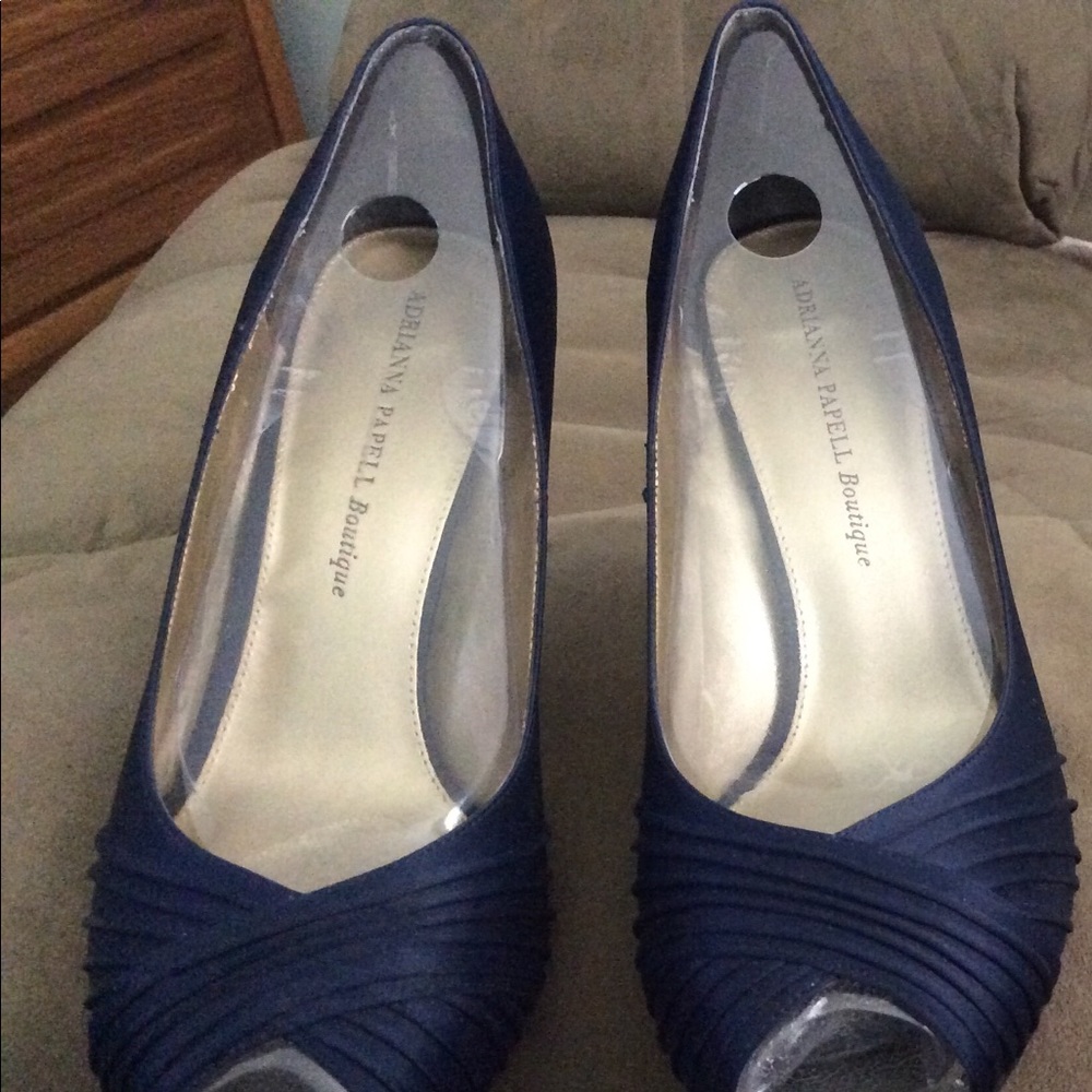 Navy Satin Pump